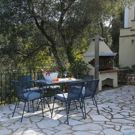 Anemelia By Rodostamo Collection * Kassiopi